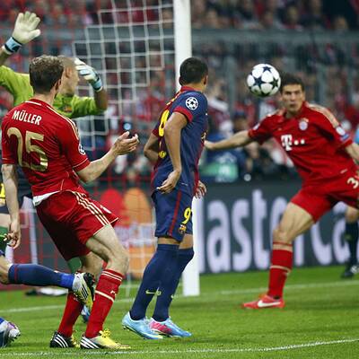 Alle Tore der Bayern gegen Barca