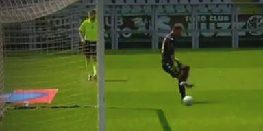 Torino-Goalie mit Eigentor des Jahres