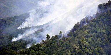 Kampfjets stürzen nach Crash ab 