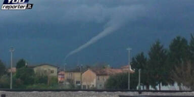 Tornado wirbelte in der Nähe von Jesolo