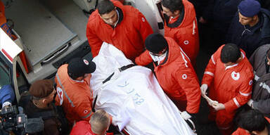 Blitz trifft Flugzeug nach dem Start