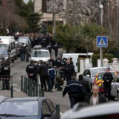 Schießerei vor jüdischer Schule