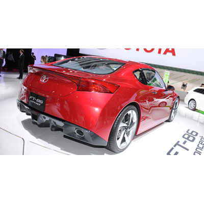 Viele Neuheiten bei Toyota und Lexus