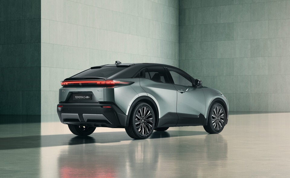 Größer als der Hybrid.