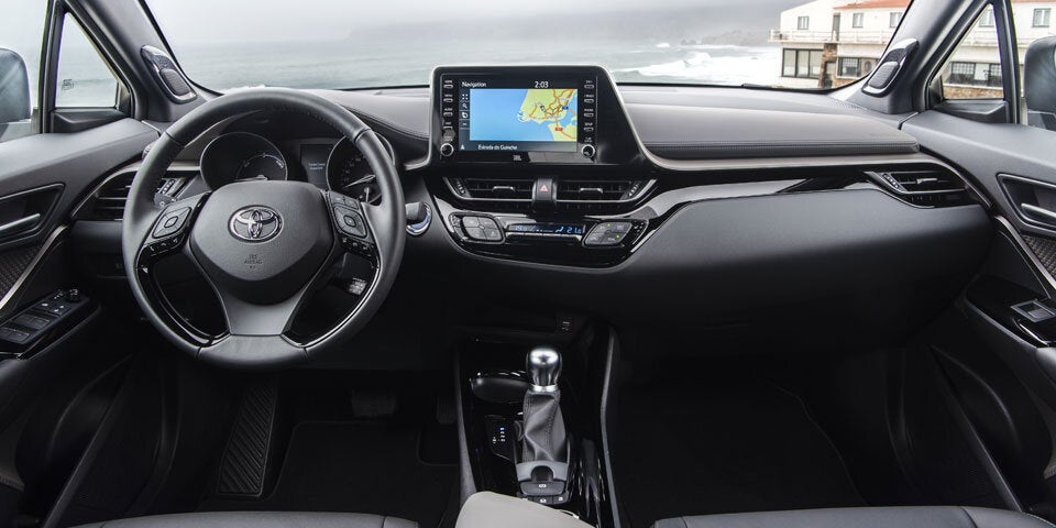 Neuer Toyota CH-R mit starkem Hybridantrieb