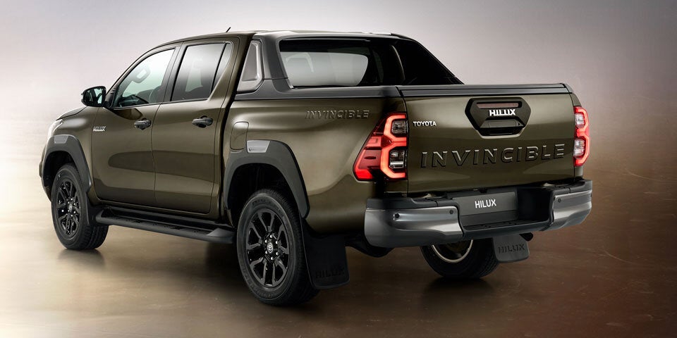 Toyota Hilux mit mehr Leistung und neuer Technik