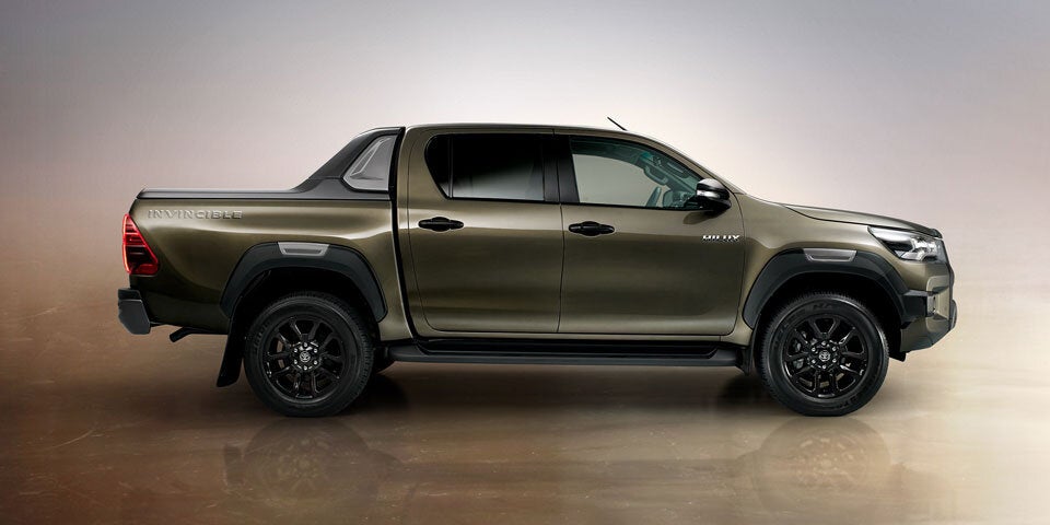 Toyota Hilux mit mehr Leistung und neuer Technik