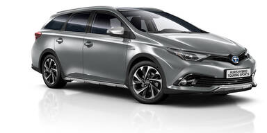 Toyota Auris Kombi im Outdoor-Look