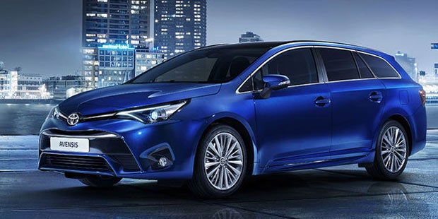 Toyota frischt Auris & Avensis auf
