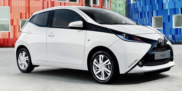 Neuer Toyota Aygo trifft Street Art