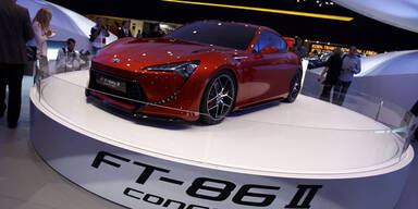 Neuer Toyota Avensis, Prius+ und FT-86 II