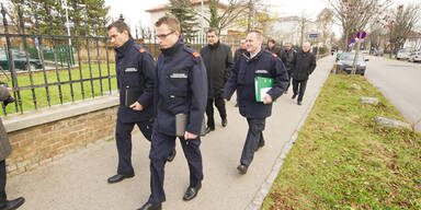 Asyl-Streit: Pröll siegt, droht aber weiter