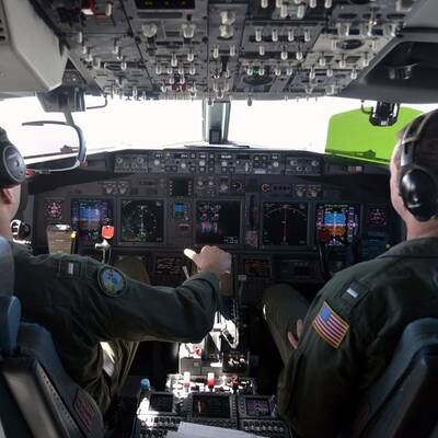 Hinweise auf vermissten Flieger im Süden des Indischen Ozeans