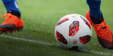 Fußball: Mannschaft vergisst Trikots