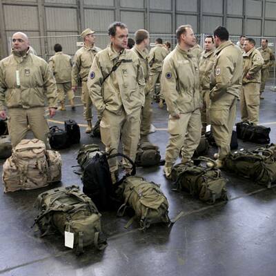 Langer Abschied unserer Jungs in die Krisenregion