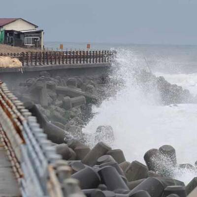 Panik nach Tsunami und Erdbeben