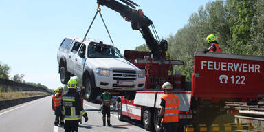 Pkw verliert während der Fahrt Boot