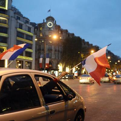  Die Schlacht ist geschlagen, Sarkozy ist gestürzt. Neuer Präsident Frankreichs ist Francois Hollande.