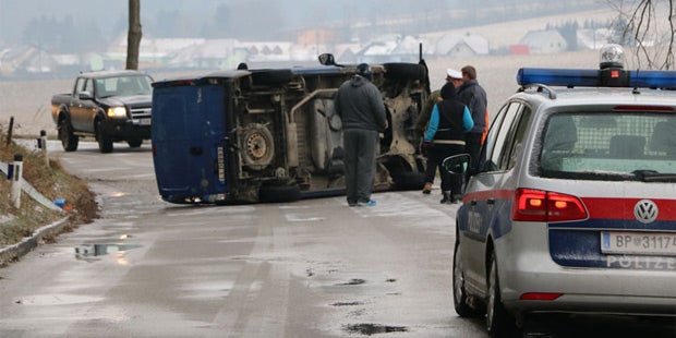 LIVE-Ticker: Unfall-Chaos durch Glätte und Schnee