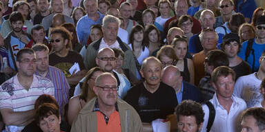 Tunicks Nackte als lebende Skulpturen