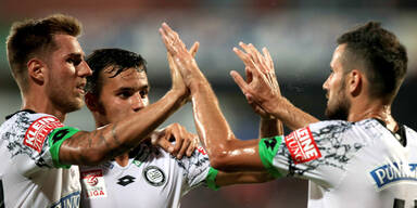 Sturm locker eine Runde weiter