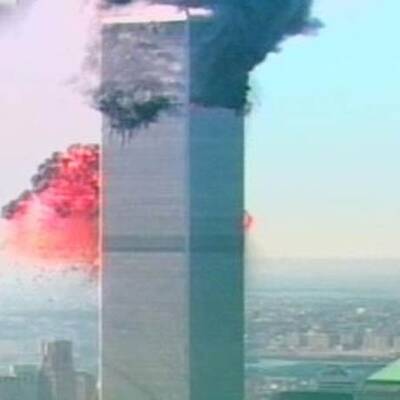 8 Jahre nach dem Unglück ist der Ort an dem die Twin Towers standen noch immer eine Baustelle. (c) AP