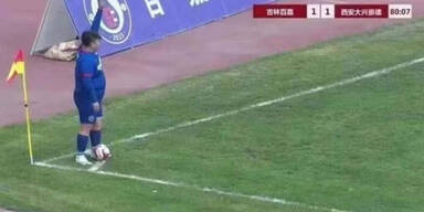 126-Kilo-Mann wird Stammspieler in China