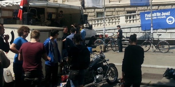 Tausende bei Demo gegen Rechte