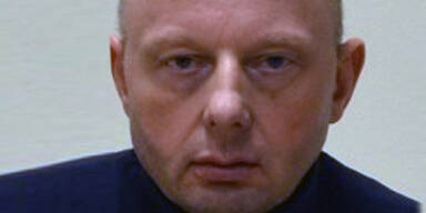 Taxifahrer missbraucht Frau (31)