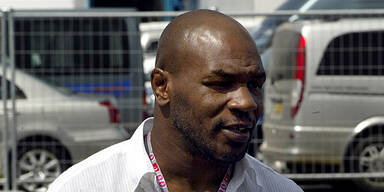 Tyson: "Hatte immer künstlichen Penis dabei"