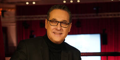 Strache: Polit-Comeback mit neuem Look