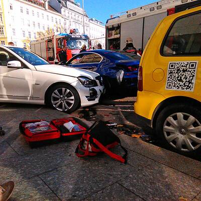 Schwerer Unfall am Wiener Karlsplatz