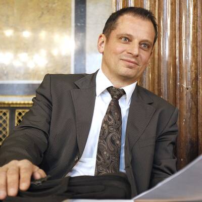 Korruptions-U-Ausschuss im Parlament