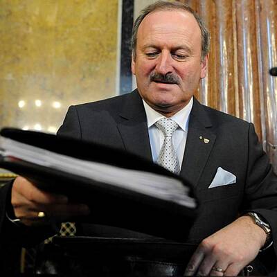 Hubert Gorbach vor dem U-Ausschuss im Parlament 