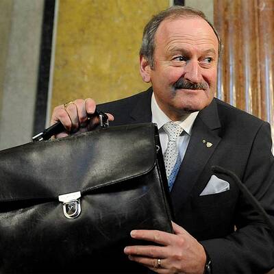 Hubert Gorbach vor dem U-Ausschuss im Parlament 