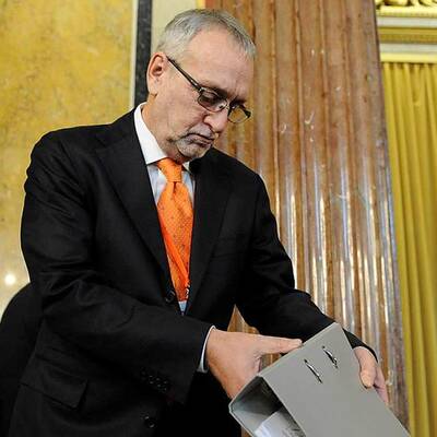 Hubert Gorbach vor dem U-Ausschuss im Parlament 