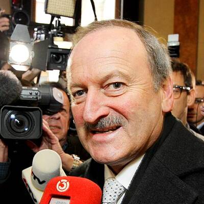 Hubert Gorbach vor dem U-Ausschuss im Parlament 