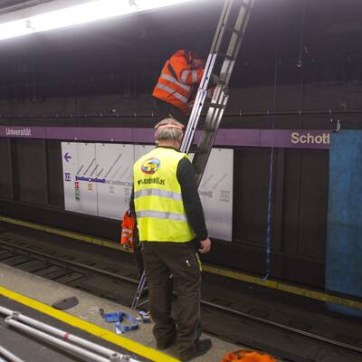 Stromkabel legt Wiener U-Bahn lahm