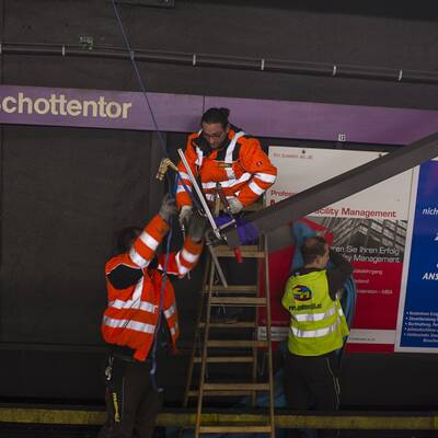 Stromkabel legt Wiener U-Bahn lahm