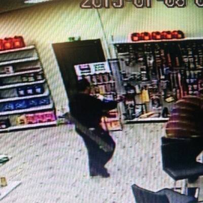 Hier überfallen die Charlie Hebdo-Attentäter eine Tankstelle