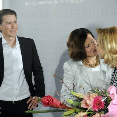 Umfangreiche Umbildung der Regierung