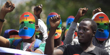 Uganda: Lebenslang f&uuml;r Homosexuelle