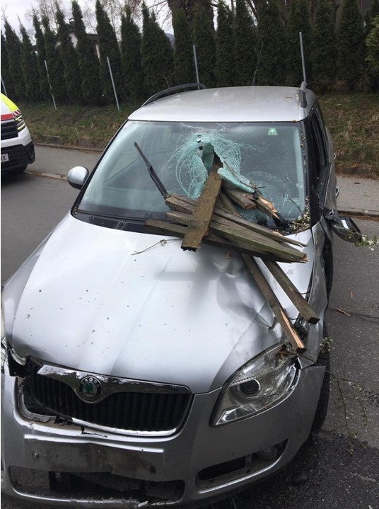 Steirerin bei Autounfall fast durchbohrt worden