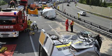 A13: Zwei Tote bei Geisterfahrer-Crash