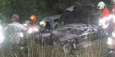 Horror-Crash bei Graz: Ein Toter