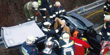 Crash: Mutter (29) im Spital, Baby o.k.