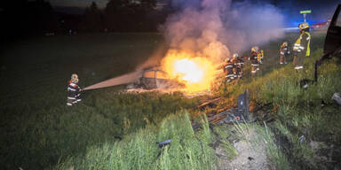 Mann verbrennt in Auto: Neue Details