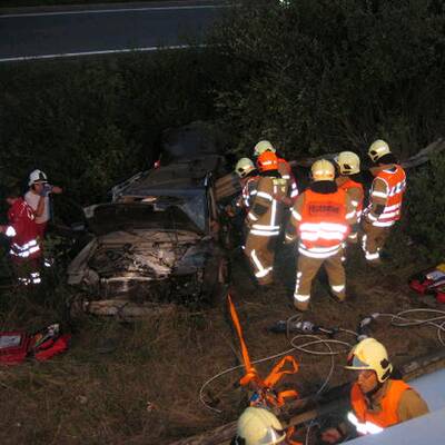 Horror-Crash bei Graz: Ein Toter