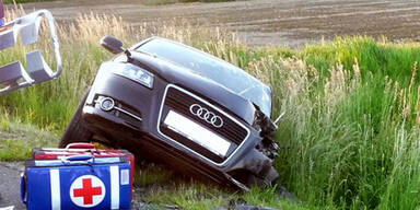 Frontalcrash: 4 Frauen schwer verletzt