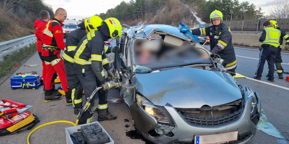 Schwerer Unfall auf der A2